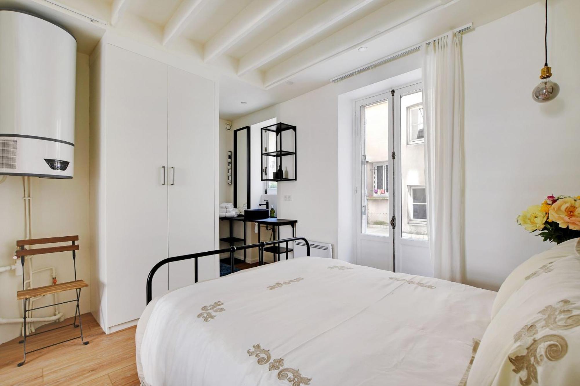 Appartement Invalides - Tour Eiffel à Paris Extérieur photo